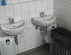 Bei MBN-Modulwelt Lars Hoppe GmbH k�nnen Sie hochwertige B�rocontainer mieten oder auch passende Sanit�rcontainer. Weitere Containeranlagen k�nnen Sie bei Uns planen lassen und mieten im Raum Hannover, Bielefeld, Braunschweig, Celle, Hildesheim und Paderborn.